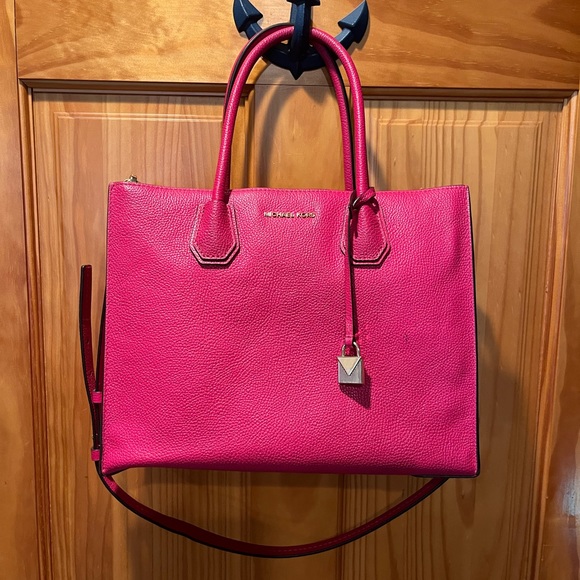 MICHAEL KORS MERCER Large Convertible Tote - Picture 2 of 14